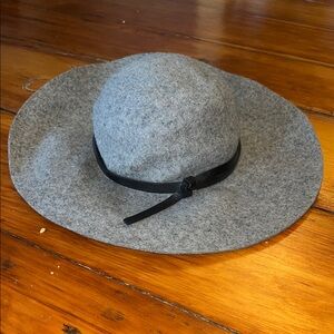 Nordstrom Gray Wide-Brim Hat with Black Ribbon